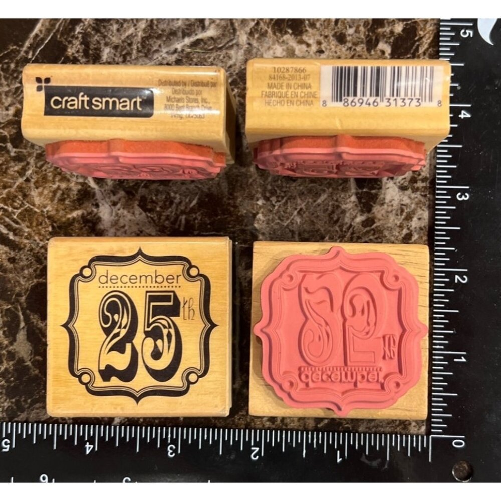 2013 Craft Smart wood mounted Rubber Stamp - December 25 Christmas 10287866